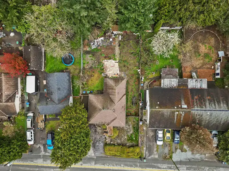 13627 HILTON ROAD - photo 2 of 40