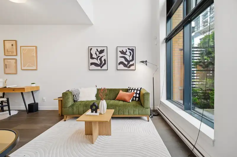 124 10788 WHALLEY BOULEVARD - photo 3 of 22