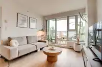 201 983 E HASTINGS STREET - thumbnail 3