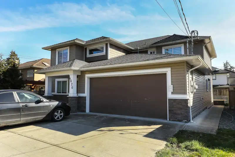 4620 W RIVER ROAD - photo 1 of 29