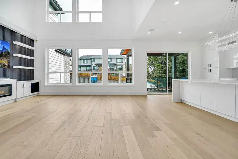 5468 184 STREET - photo 4 of 18