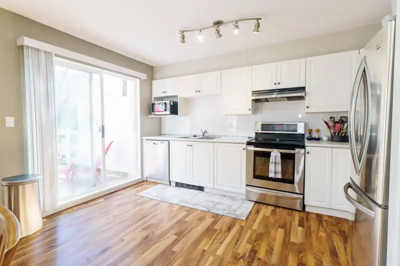 26 8890 WALNUT GROVE DRIVE - photo 4 of 31
