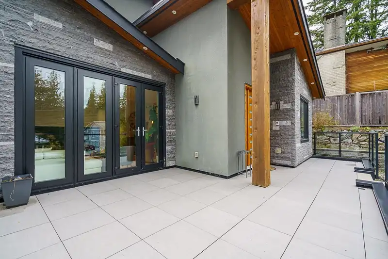 4365 MOUNTAIN HIGHWAY - photo 2 of 40