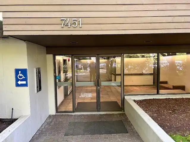 132 7451 MINORU BOULEVARD - photo 2 of 16