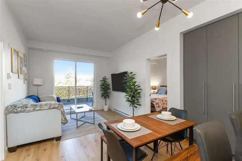 326 55 KLAHANIE DRIVE - photo 2 of 37