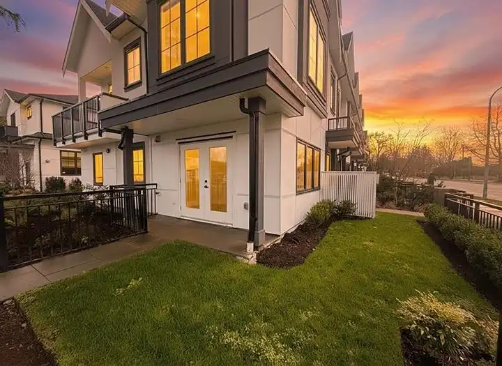 9 9500 GARDEN CITY ROAD - photo 1 of 30