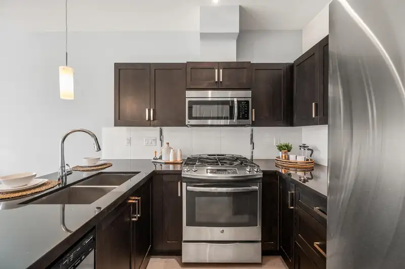 409 20078 FRASER HIGHWAY - photo 2 of 19