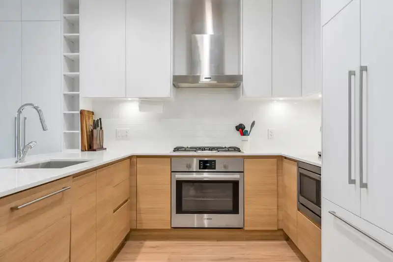 623 3131 MURRAY STREET - photo 2 of 39