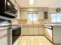 937 W 18TH AVENUE - thumbnail 10