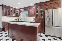 716 CRANE PLACE - thumbnail 4