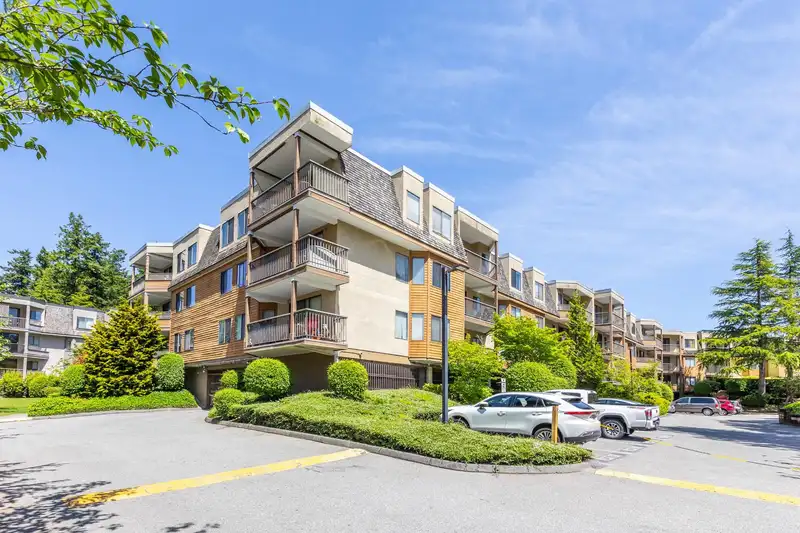 308 1720 SOUTHMERE CRESCENT - photo 1 of 33