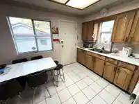 963 E 11TH AVENUE - thumbnail 6
