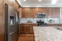 55 7059 210 STREET - thumbnail 22