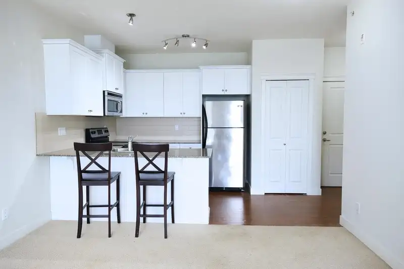 409 17712 57A AVENUE - photo 4 of 32