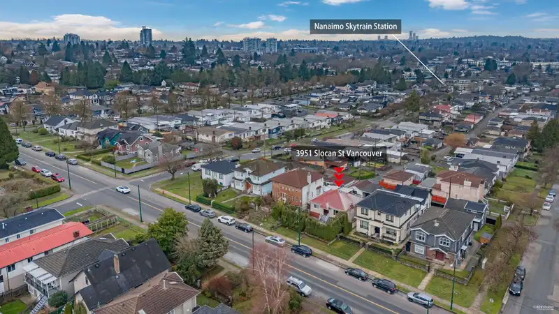 3951 SLOCAN STREET - photo 1 of 26