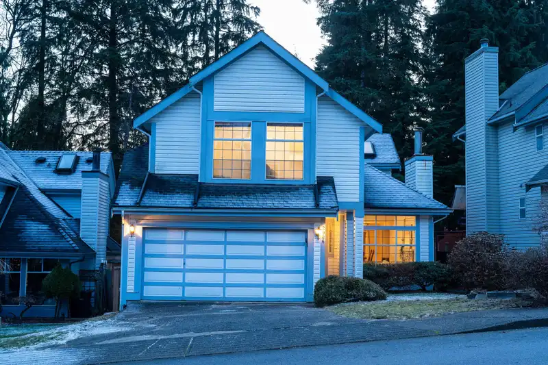 2986 DELAHAYE DRIVE - photo 1 of 34