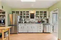 4225 JOHN STREET - thumbnail 9