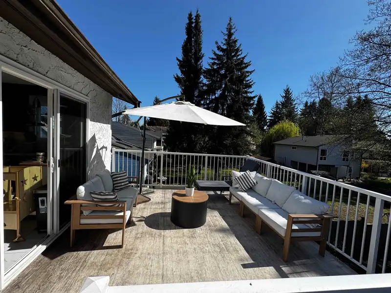 2978 FLEMING AVENUE - photo 1 of 26