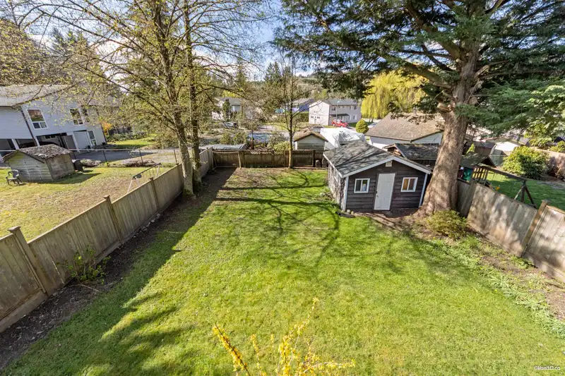 2978 FLEMING AVENUE - photo 2 of 26
