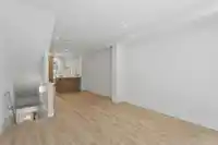 105 2304 EMERY COURT - thumbnail 5