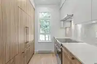105 2304 EMERY COURT - thumbnail 9