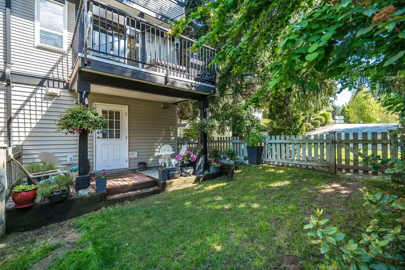 1 6747 203 STREET - photo 3 of 25