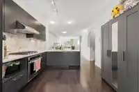 27 5551 ADMIRAL WAY - thumbnail 3