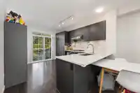 27 5551 ADMIRAL WAY - thumbnail 6