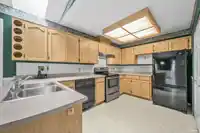 100 8737 212 STREET - thumbnail 14
