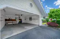 100 8737 212 STREET - thumbnail 9