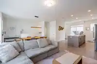 107 7947 209 STREET - thumbnail 3