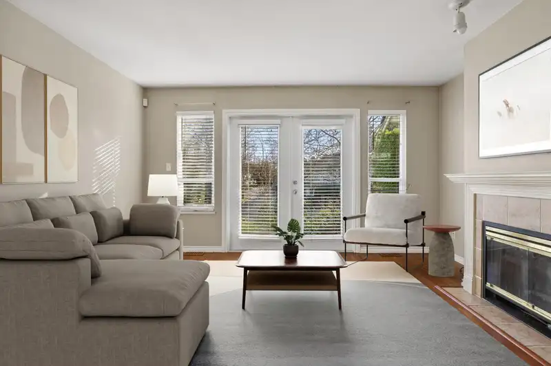 45 15488 101A AVENUE - photo 4 of 30