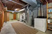 560 WARDLE STREET - thumbnail 25