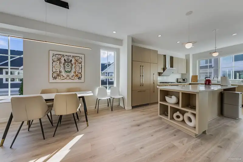 16 5311 ADMIRAL WAY - photo 4 of 40