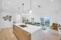 1016 W 52ND AVENUE - thumbnail 4