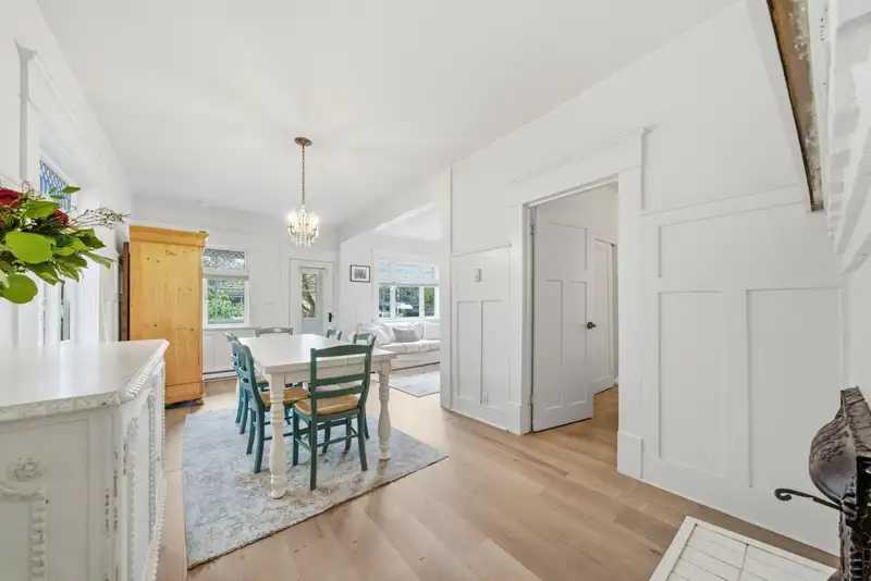 1944 CHARLES STREET - photo 3 of 39