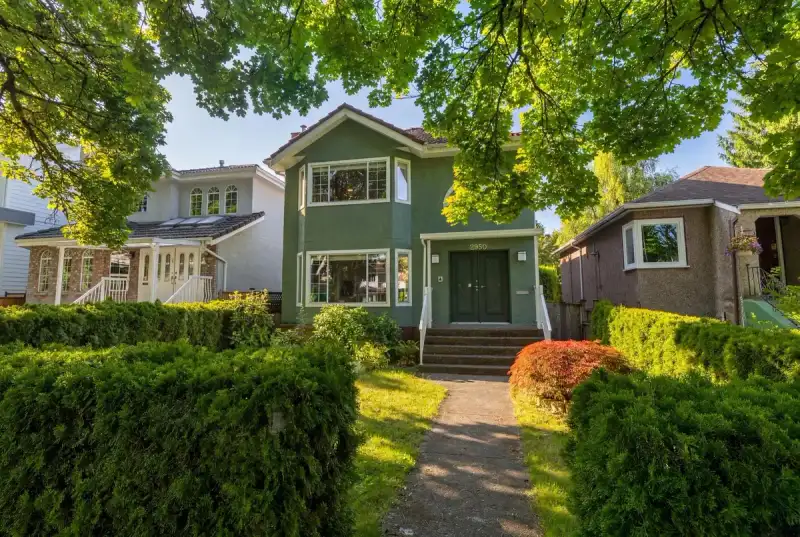 2950 W 15TH AVENUE - photo 1 of 33