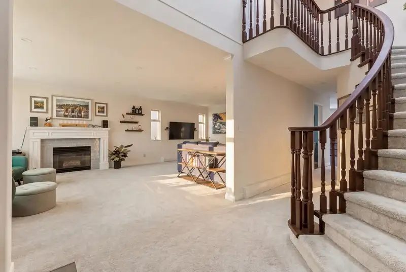 2950 W 15TH AVENUE - photo 2 of 33