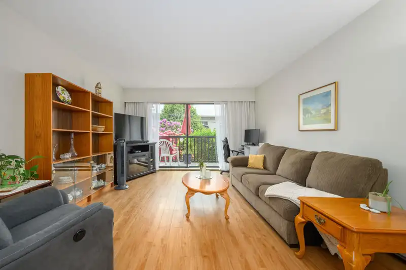 105 123 E 19TH STREET - photo 1 of 26