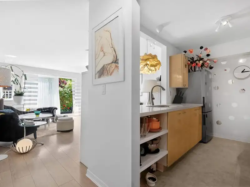 134 1408 CARTIER AVENUE - photo 3 of 18
