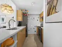134 1408 CARTIER AVENUE - thumbnail 5