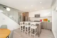 3412 ST. CATHERINES STREET - thumbnail 9