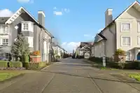 91 8438 207A STREET - thumbnail 1