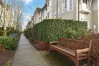 91 8438 207A STREET - thumbnail 23