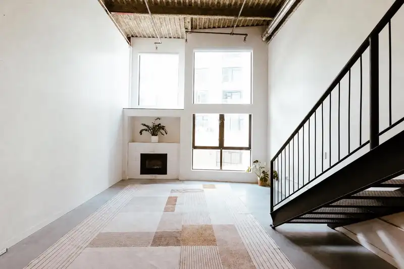 205 234 E 5TH AVENUE - photo 1 of 25