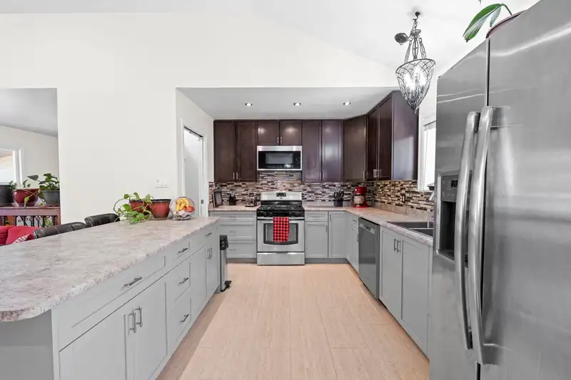 21796 HOWISON AVENUE - photo 3 of 40