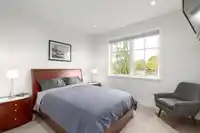 220 E 40TH AVENUE - thumbnail 16