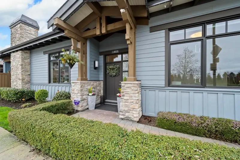 4910 SPRINGS BOULEVARD - photo 2 of 36