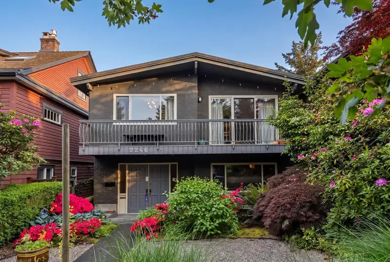 2246 PARKER STREET - photo 1 of 39