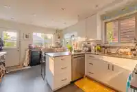 2246 PARKER STREET - thumbnail 19